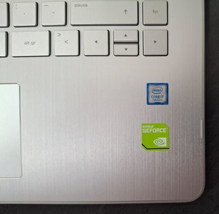 HP Pavilion x360 i7 512/16GB RAM Nvidia 4GB