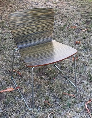 Silla de diseño madera y metal