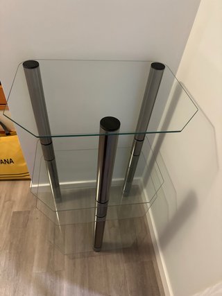Estantería de cristal