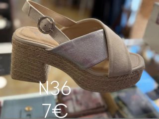 Esparteñas Beige y Plata Talla 36