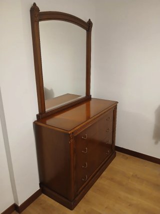 Comoda y espejo