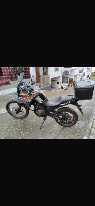 UM DSR Adventure 125