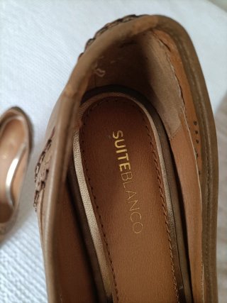 Zapatos de Tacón Alto Beige