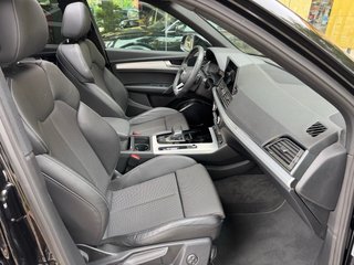 Audi Q5 2022 Sportback black line 45 Tfsi 265cv