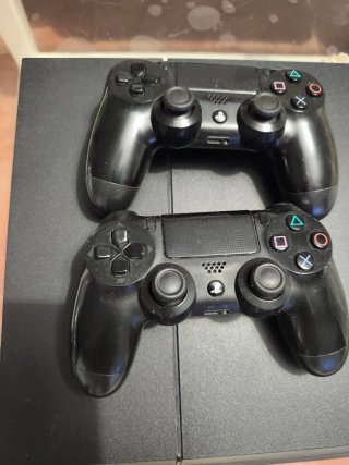 Consola PlayStation 4 Slim Negra