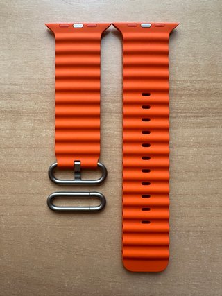 Apple Watch ULTRA 49mm. Orange Ocean Band