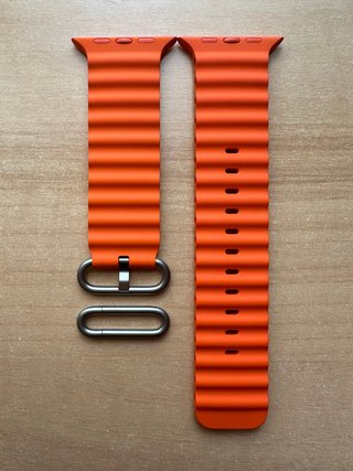 Apple Watch ULTRA 49mm. Orange Ocean Band