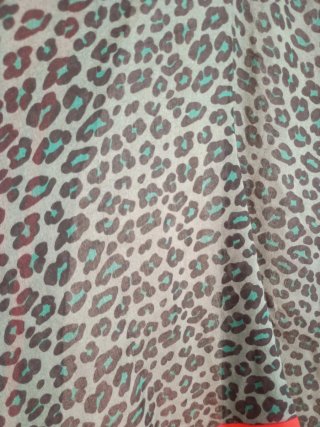 Foulard estampado animal print verde