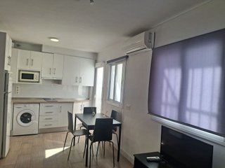 Piso en alquiler en Puerto de la Torre - Atabal en Málaga