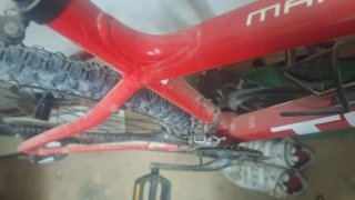 Bicicleta de Montaña Roja