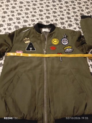 Cazadora bomber mujer parches