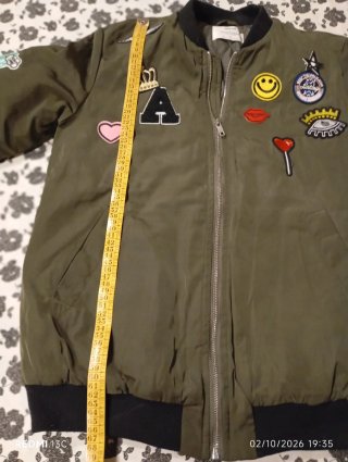 Cazadora bomber mujer parches