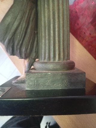 Escultura Elisa Montserrat Ribes