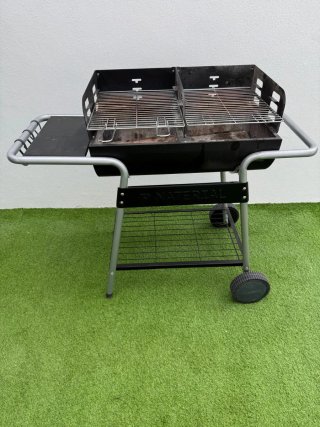 Barbacoa Naterial con Ruedas