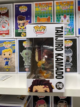 Funko Pop! 1748 Tanjiro Kamado Demon Slayer