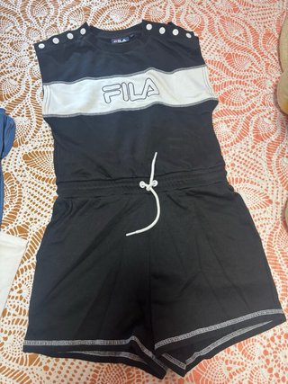 Sudadera Fila Negra y Blanca Talla S