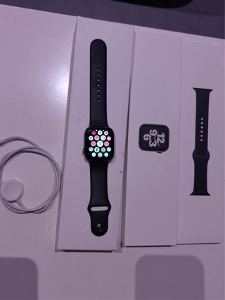 Apple Watch SE 44mm Space Gray