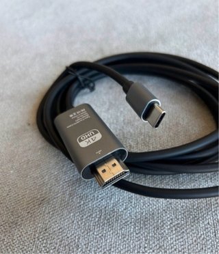 Cavo HDMI USB C per guardare il tuo cellulare sulla TV