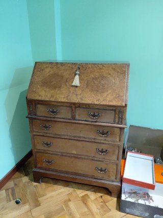 Escritorio Antiguo de Madera