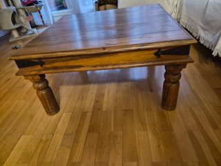 Mesa de Centro de Madera Rústica