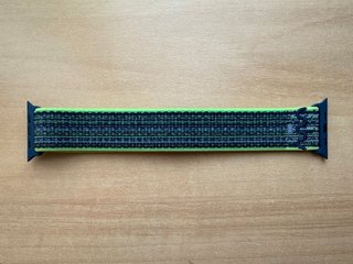Apple Watch X Nike 45mm. Bright Green/Blue Loop