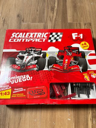 Scalextric Compact F-1 y carrers go mario kart