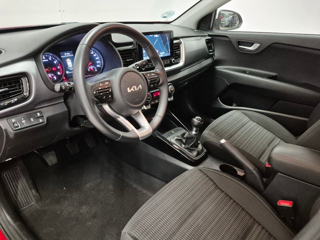 KIA STONIC DRIVE 1.2 DPI 84CV BITONO MANUAL