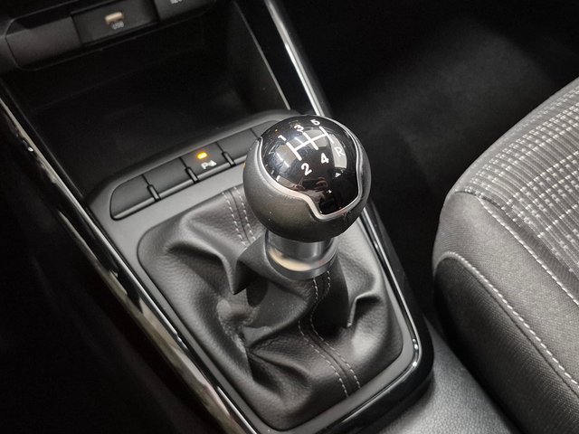 KIA STONIC DRIVE 1.2 DPI 84CV BITONO MANUAL