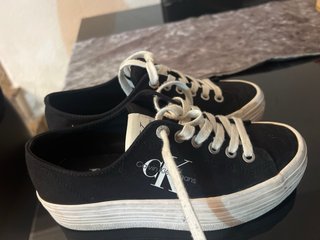 Zapatillas Calvin Klein Negras y Blancas
