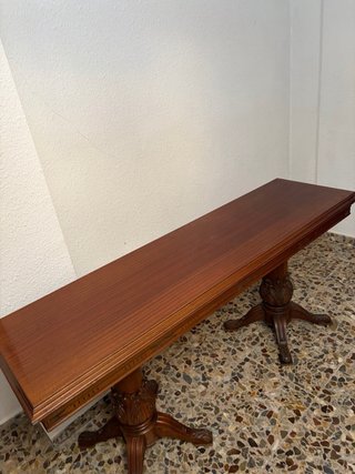URGE VENTA Mueble de madera con vitrina y cajones