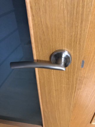 Puerta doble madera con cristal interior