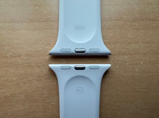 Apple Watch 40mm. Soft White Sport Band M/L