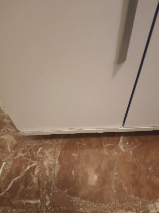 Mueble bajo lavabo blanco