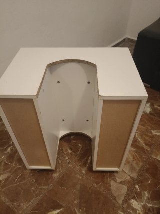 Mueble bajo lavabo blanco