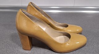 Zapatos de tacón charol mujer