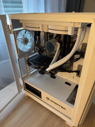 PC Gaming Torre Blanca