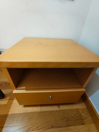 Mesita de Noche en madera