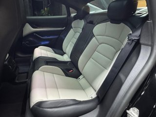 Porsche Taycan 4S