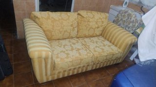 Sofá lujo de Terciopelo Amarillo,
