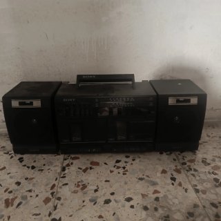 Equipo de música Sony antiguo