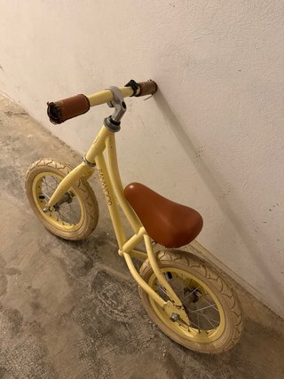 Bicicleta de Aprendizaje Banwood Amarilla