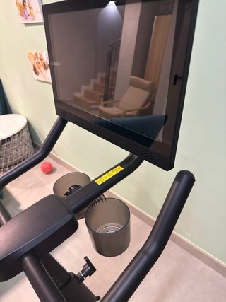 Bicicleta Estática Merach con monitor LED