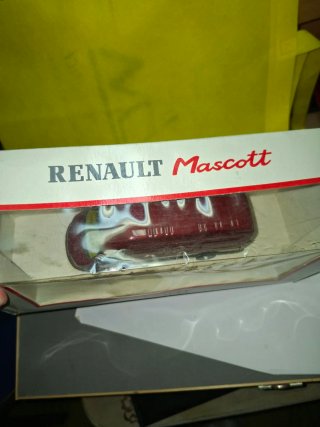 Modellino Renault Mascott 1/43 Norev
