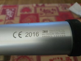 Pistola de silicona neumática