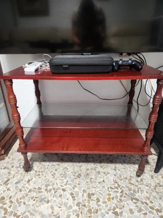 Mesa Auxiliar de Madera con Estante de Cristal