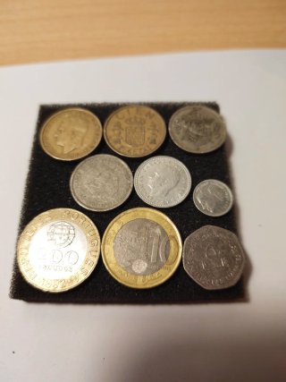 Lote de monedas variadas
