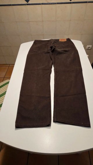 Pantalón Levi's 501 Marrón