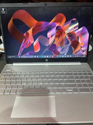 Portátil HP Ryzen 3 Plateado