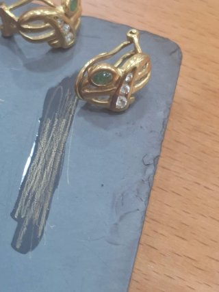 Pendientes de Oro con Piedra Verde y Diamantes