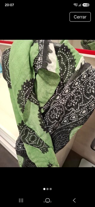 Foulard estampado verde y negro